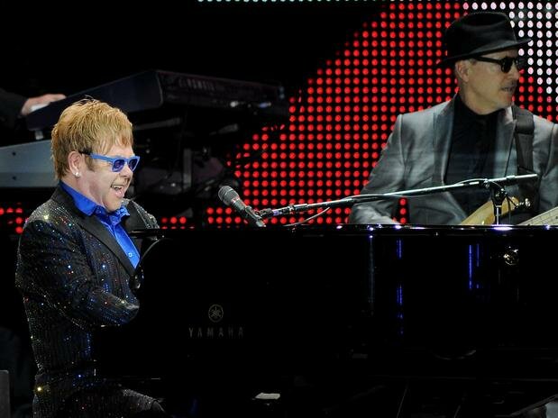 elton john | show | sao paulo | jockey club | musica | portal de musica | musica grátis | musica e letra | baixar musica | musica pra ouvir | letra de musicas | como ouvir musica | musicas download | blog musica | clipes | clipe | clipe musica | musicas com clipes