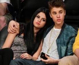 Justin Bieber e Selena Gomez aparecem juntos em vídeo