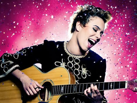 maria gadu | mpb | musica | portal de musica | musica grátis | musica e letra | baixar musica | musica pra ouvir | letra de musicas | como ouvir musica | musicas download | blog musica | clipes | clipe | clipe musica | musicas com clipes